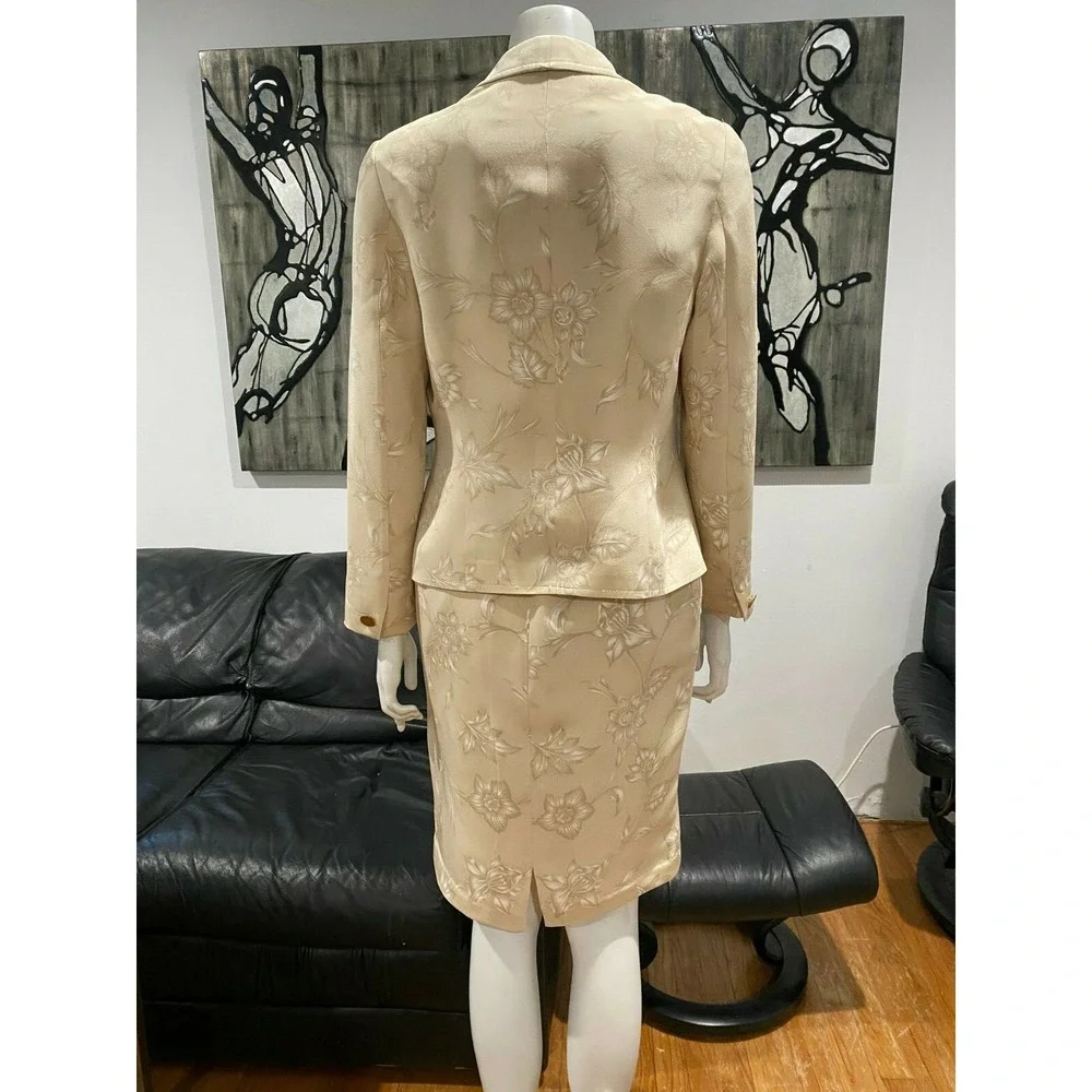 ESCADA MARGARETHA LEY VINTAGE SILK FLORAL BEIGE JACKET SKIRT SUIT 38 8 🌸